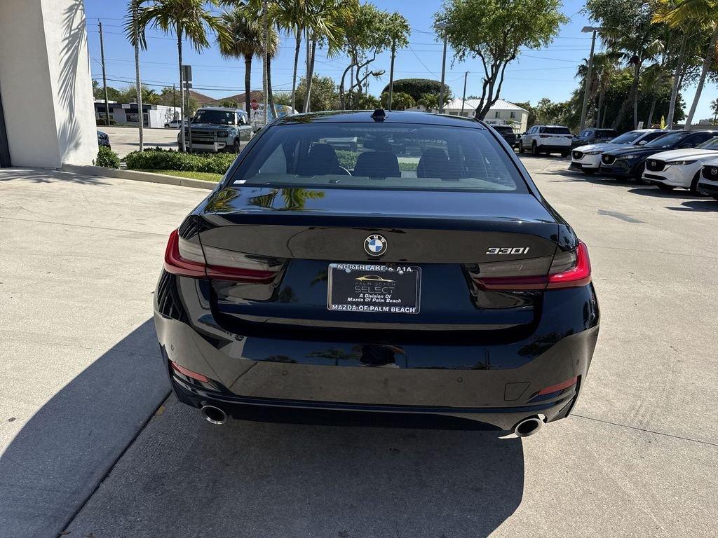 Bmw 3 Series 330I Rwd 4D Sedan - Thumbnail 4