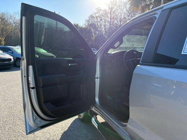 Chevrolet Silverado 1500 - Thumbnail 9