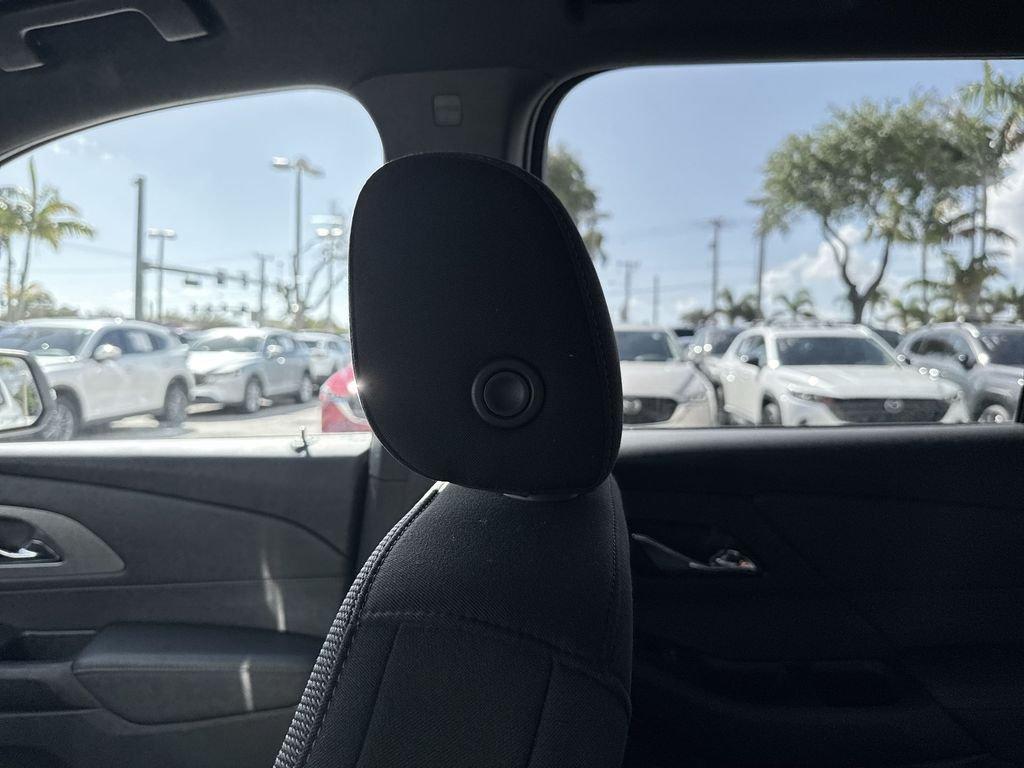 Chevrolet Traverse Lt 1Lt Awd 4D Sport Utility - Thumbnail 18