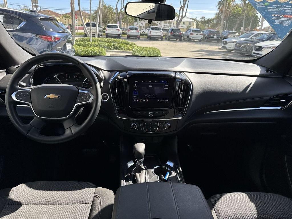 Chevrolet Traverse Lt 1Lt Awd 4D Sport Utility - Thumbnail 16