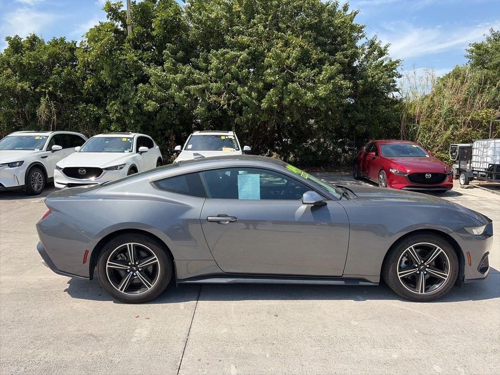 Ford Mustang Ecoboost Rwd 2D Coupe - Thumbnail 3