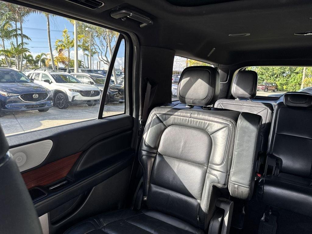 Lincoln Navigator L Reserve 4Wd 4D Sport Utility - Thumbnail 19