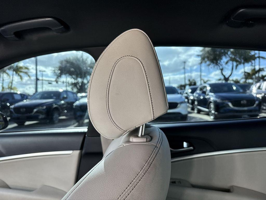 Genesis G70 2.5T Awd 4D Sedan - Thumbnail 18