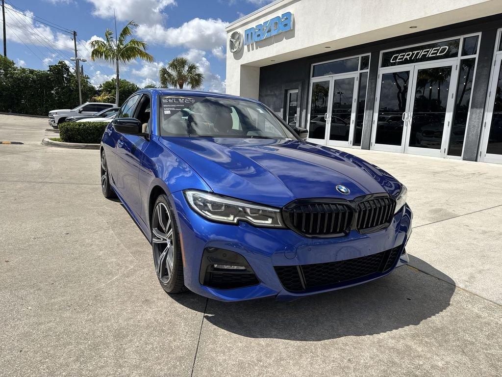 Bmw 3 Series 330I Xdrive Awd 4D Sedan - Thumbnail 9