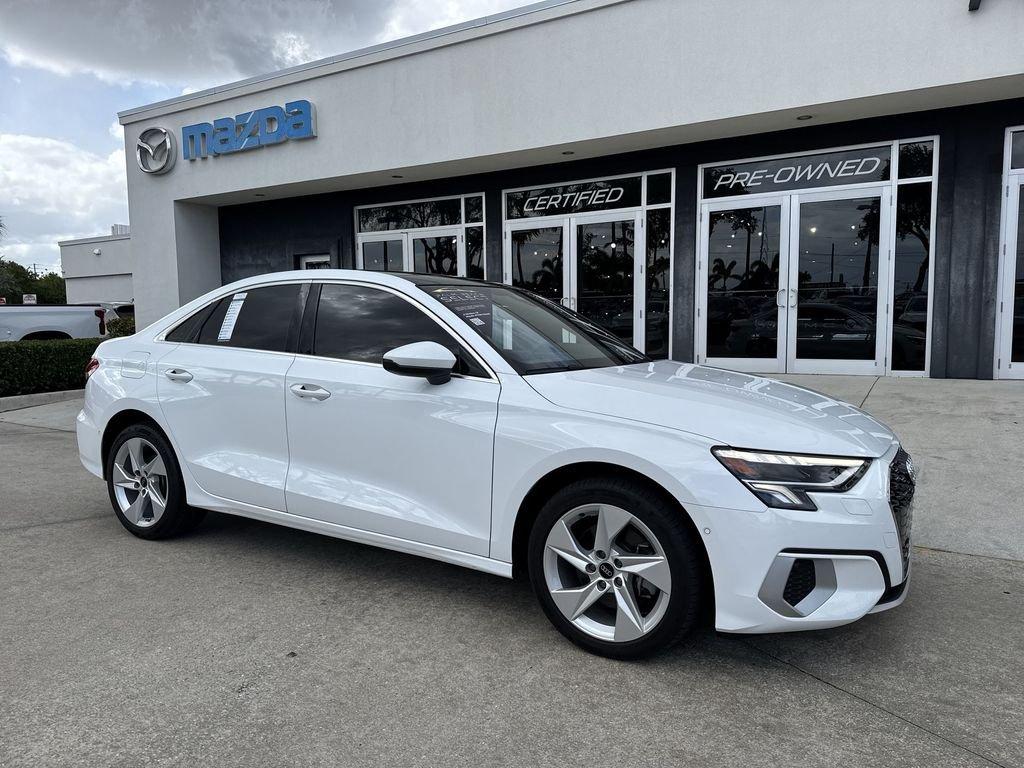 Audi A3 40 Premium Plus Quattro Quattro 4D Sedan - Thumbnail 8