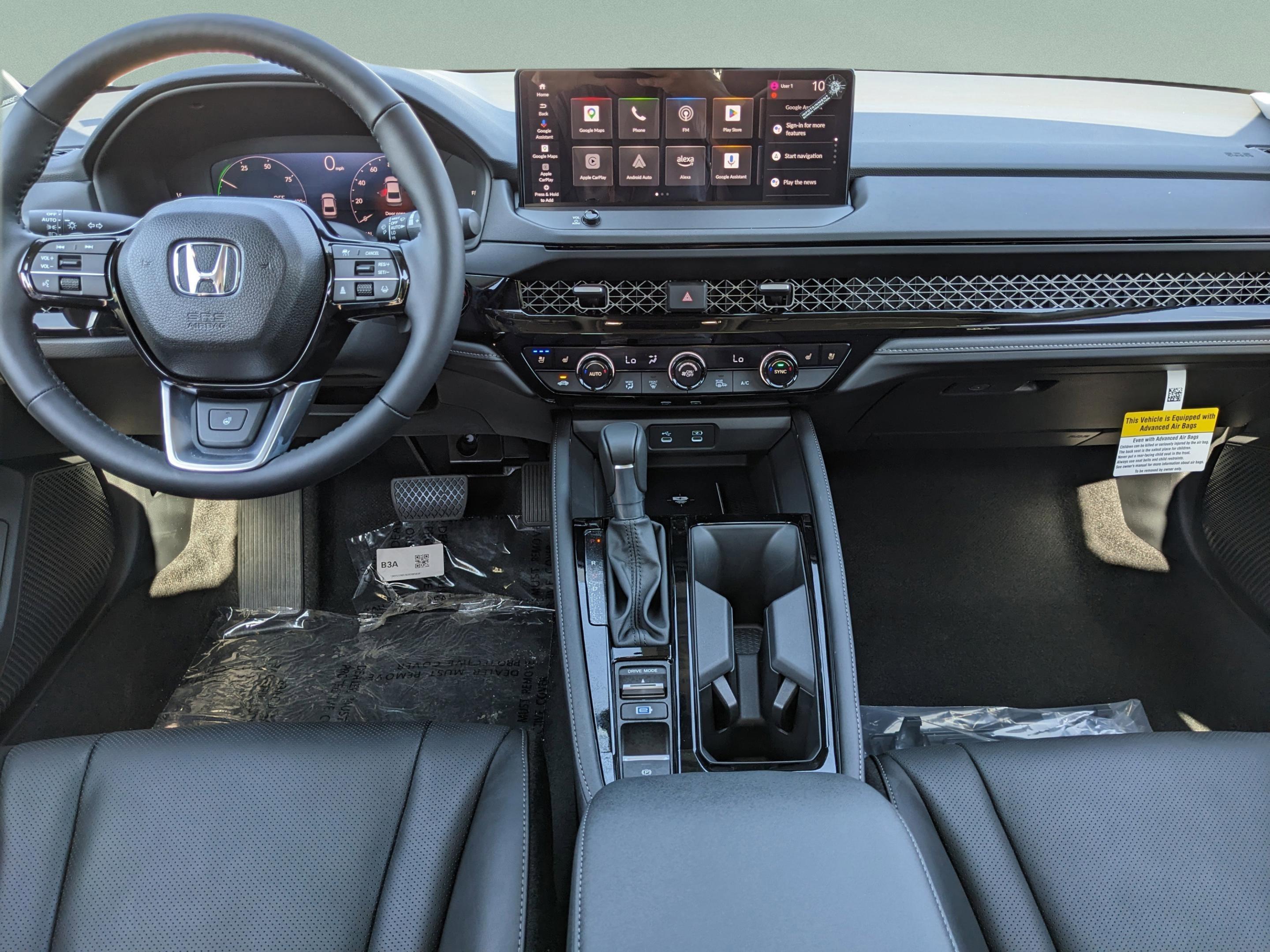 Honda Accord Hybrid Touring - Thumbnail 17