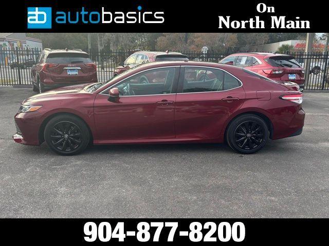 Toyota Camry - Thumbnail 2