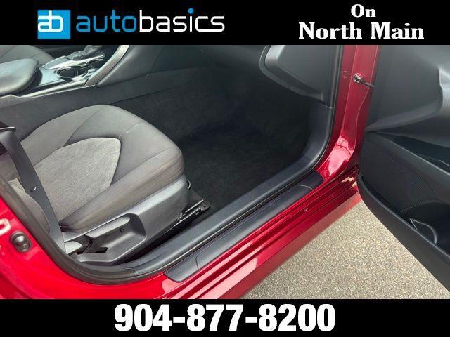 Toyota Camry - Thumbnail 11