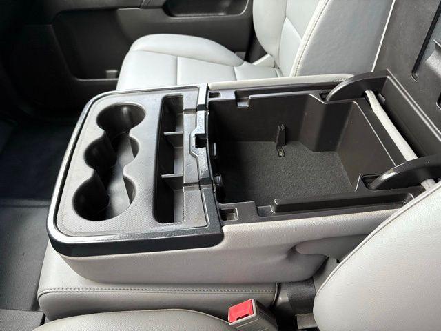 Chevrolet Silverado 1500 - Thumbnail 20