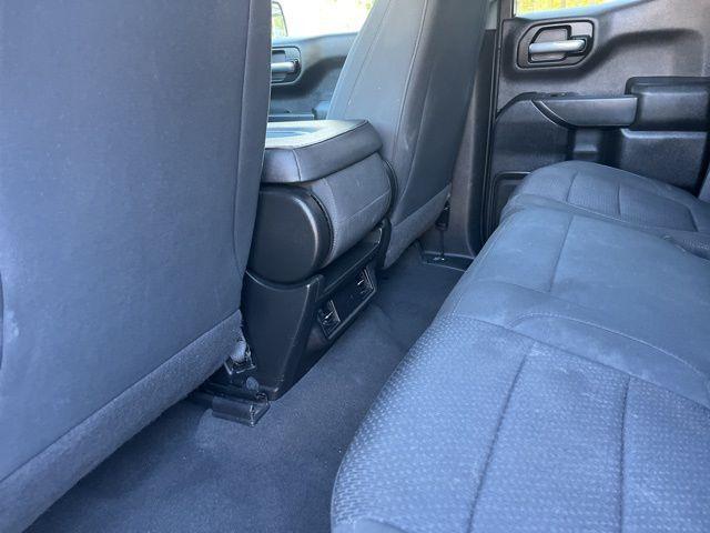 Chevrolet Silverado 1500 - Thumbnail 17