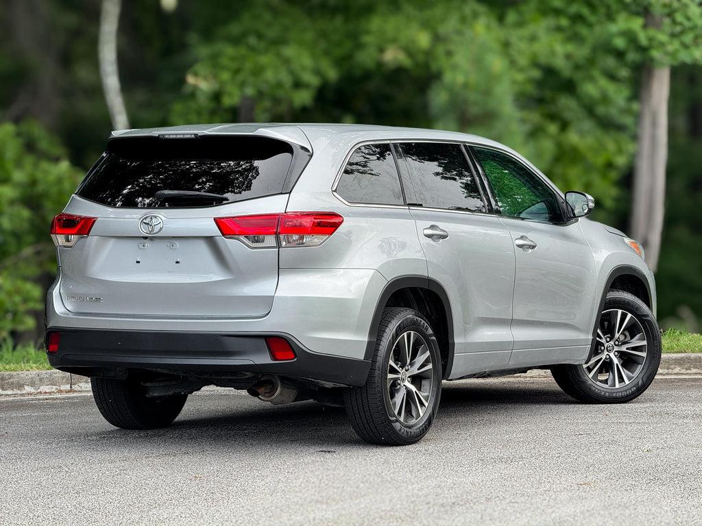 Toyota Highlander - Thumbnail 16