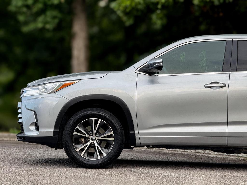 Toyota Highlander - Thumbnail 7