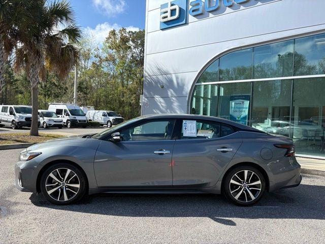 Nissan Maxima - Thumbnail 2