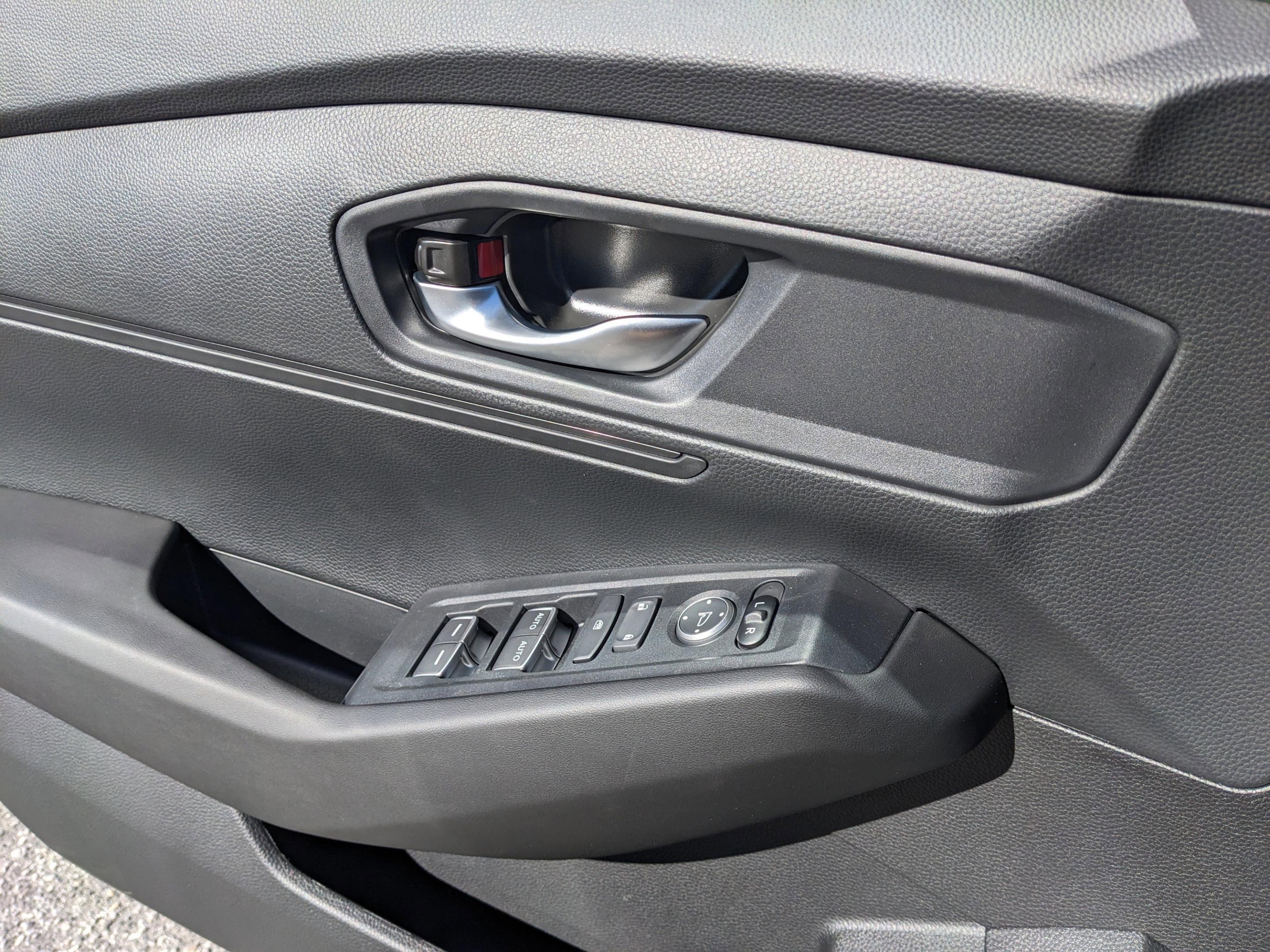 Honda Accord Sedan Lx - Thumbnail 16