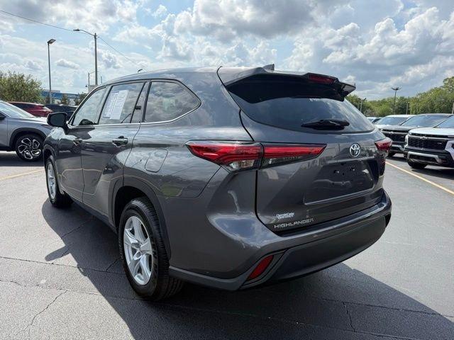 Toyota Highlander L - Thumbnail 6