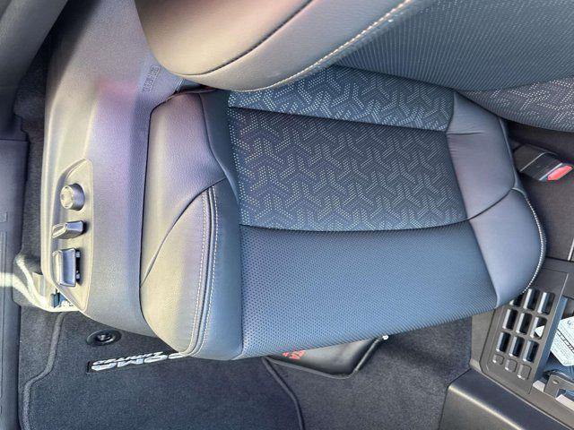 Toyota Tacoma Ltd Hv 4X4 Double Cab - Thumbnail 18