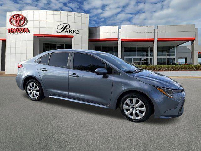 Toyota Corolla Le - View 1