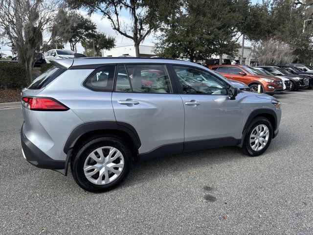 Toyota Corolla Cross L - Thumbnail 2