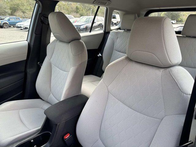 Toyota Corolla Cross L - Thumbnail 10