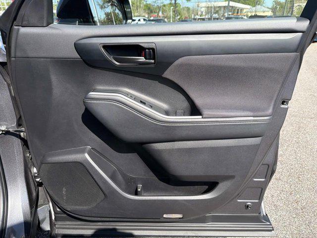 Toyota Highlander Le Fwd - Thumbnail 15