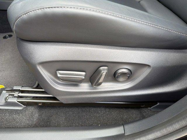 Toyota Crown Xle In Deland Fl | Jtdaaaafxt3042320 - Thumbnail 9