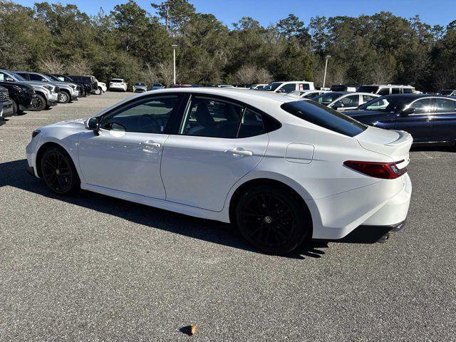 Toyota Camry Se - Thumbnail 3