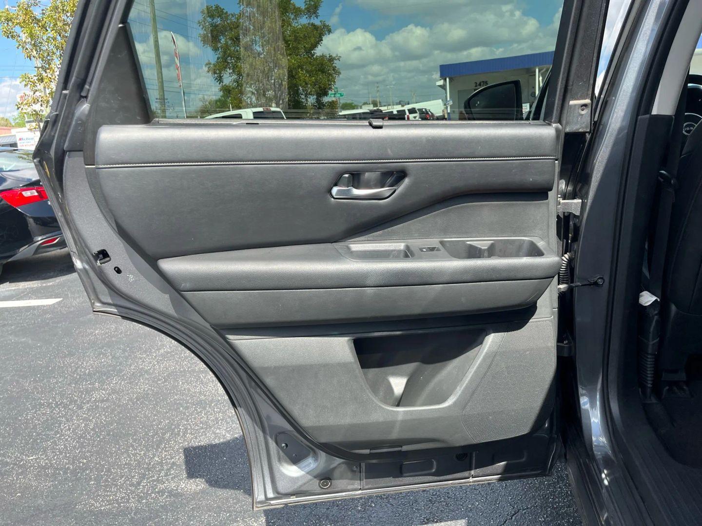 Nissan Pathfinder Sl - Thumbnail 17