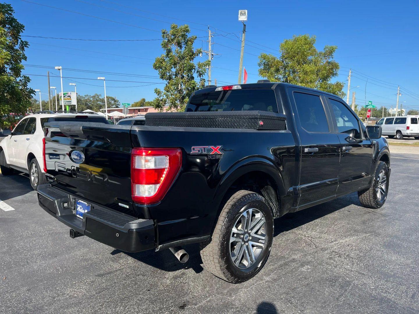 Ford F-150 Xl - Thumbnail 13