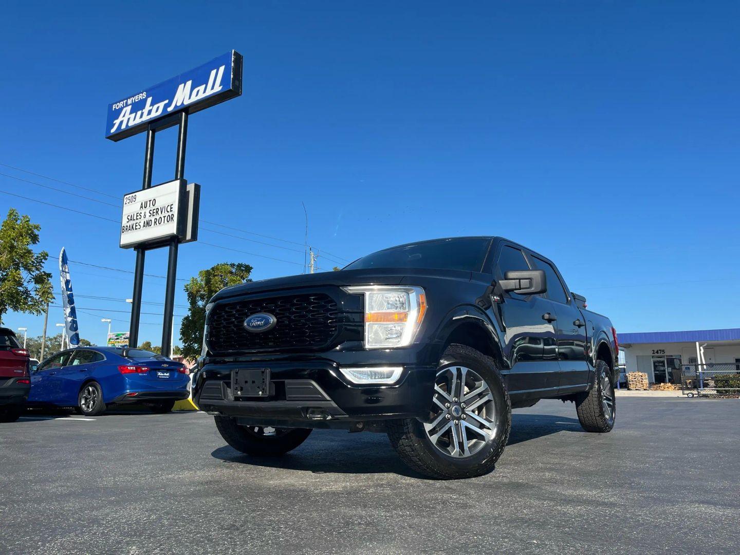 Ford F-150 Xl - Thumbnail 3