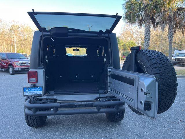 Jeep Wrangler JK - Thumbnail 6