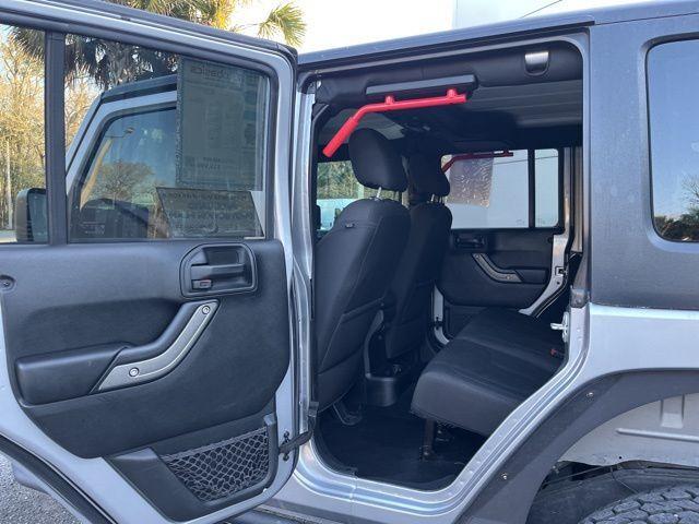 Jeep Wrangler JK - Thumbnail 15