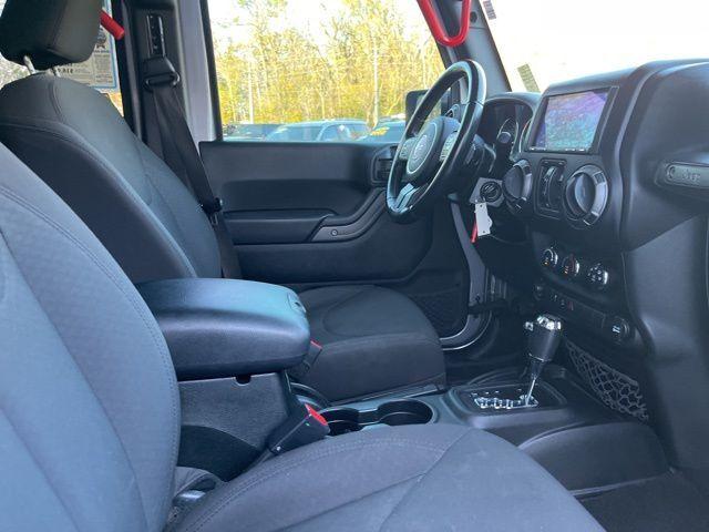 Jeep Wrangler JK - Thumbnail 14