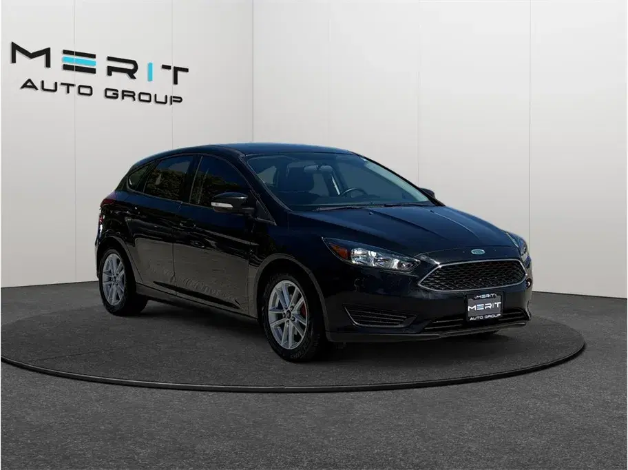Ford Focus Se Hatchback 4D - View 1