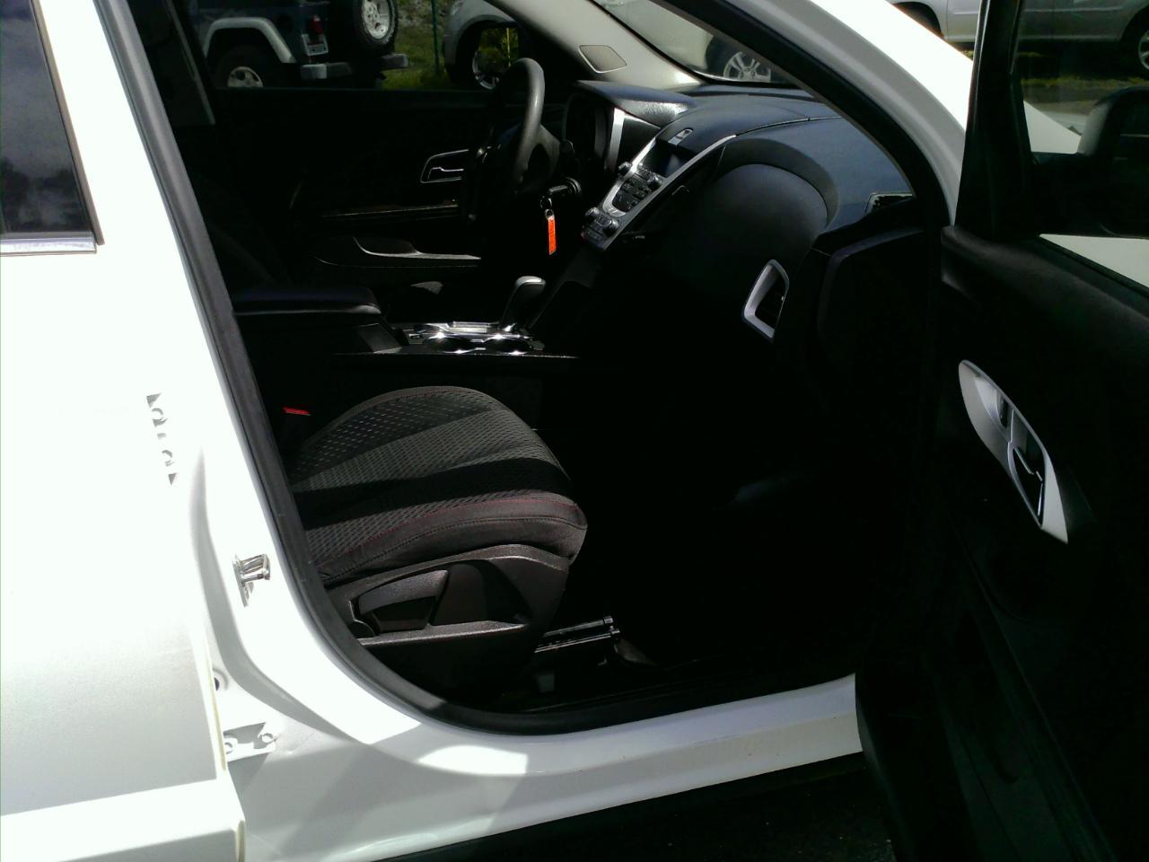 Chevrolet Equinoxls 2Wd - Thumbnail 8