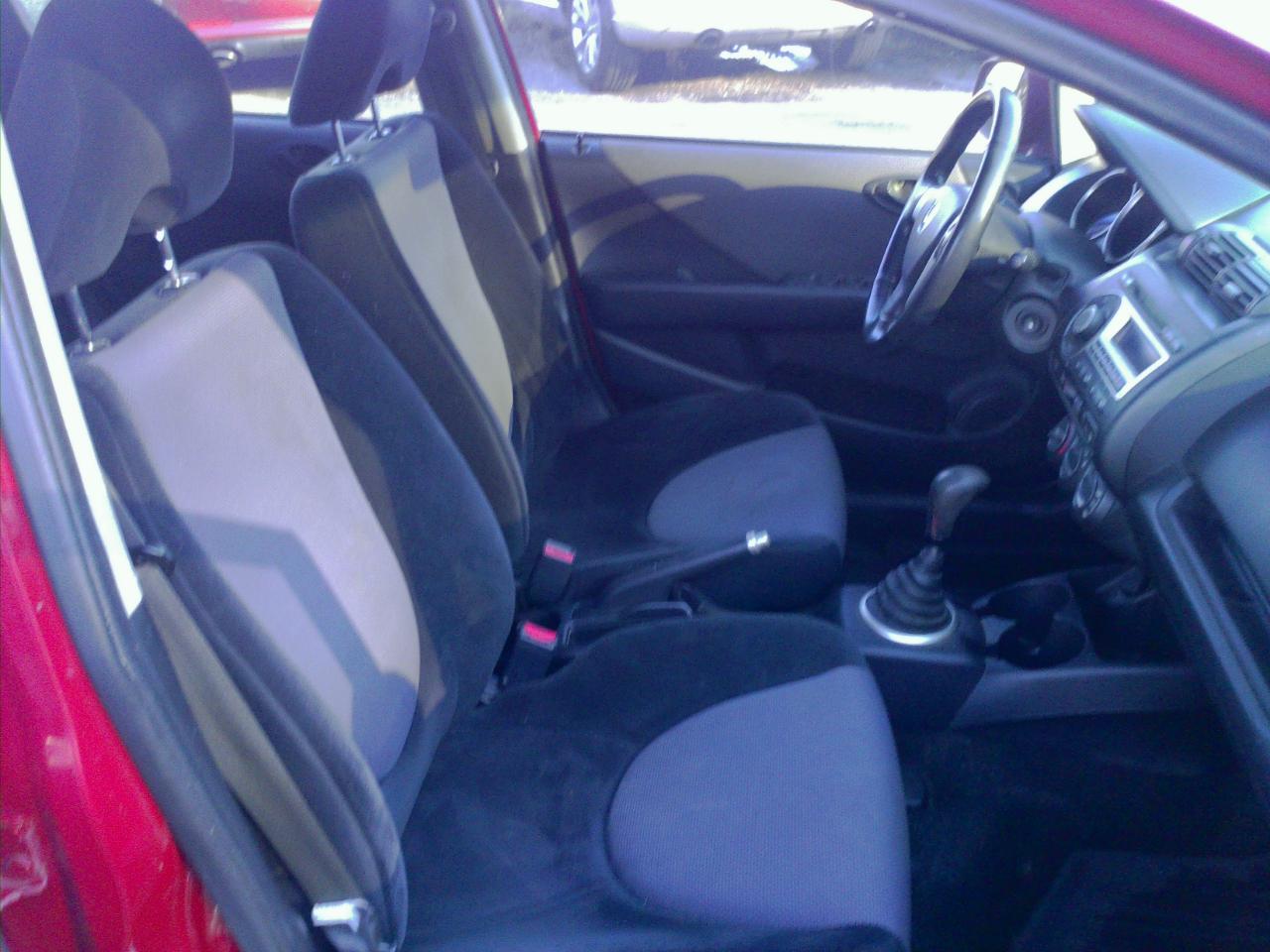 Honda Fitsport 5-Speed Mt - Thumbnail 14