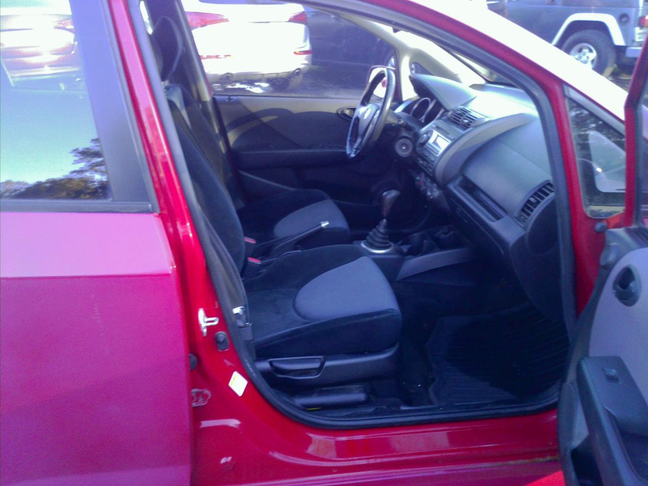 Honda Fitsport 5-Speed Mt - Thumbnail 11