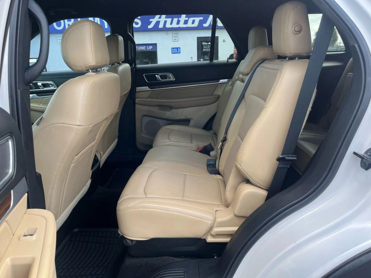 Ford Explorer Limited - Thumbnail 18