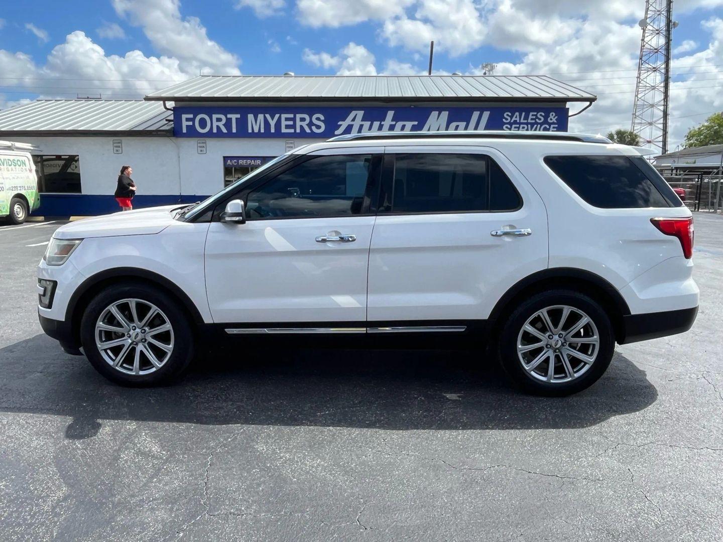 Ford Explorer Limited - Thumbnail 12