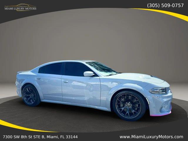 Dodge Charger Srt Hellcat Sedan 4D - View 1