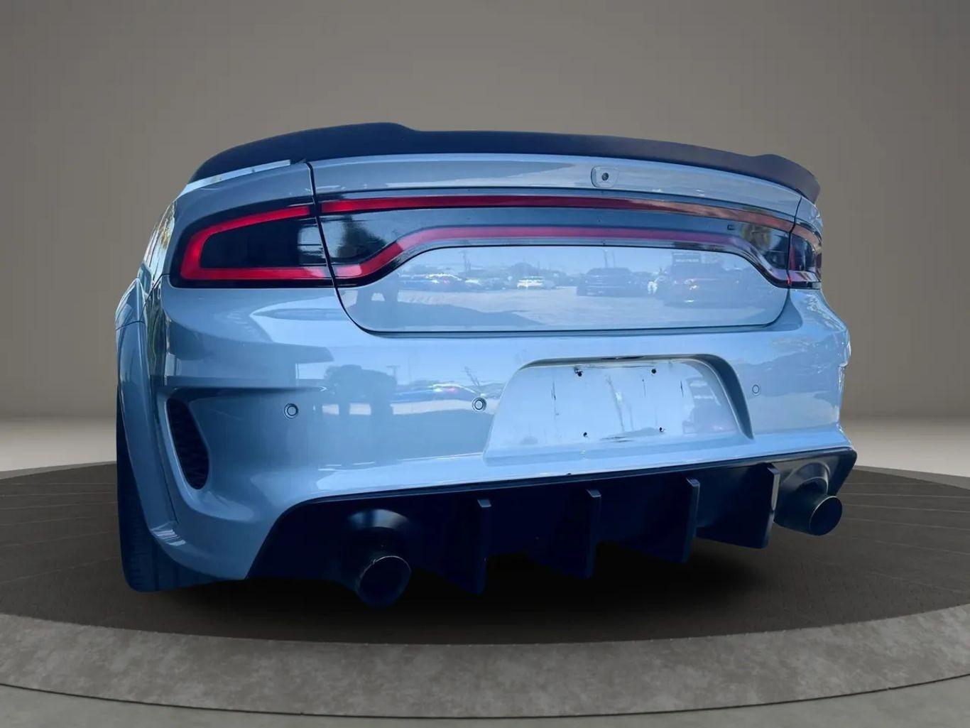 Dodge Charger Srt Hellcat Sedan 4D - Thumbnail 11