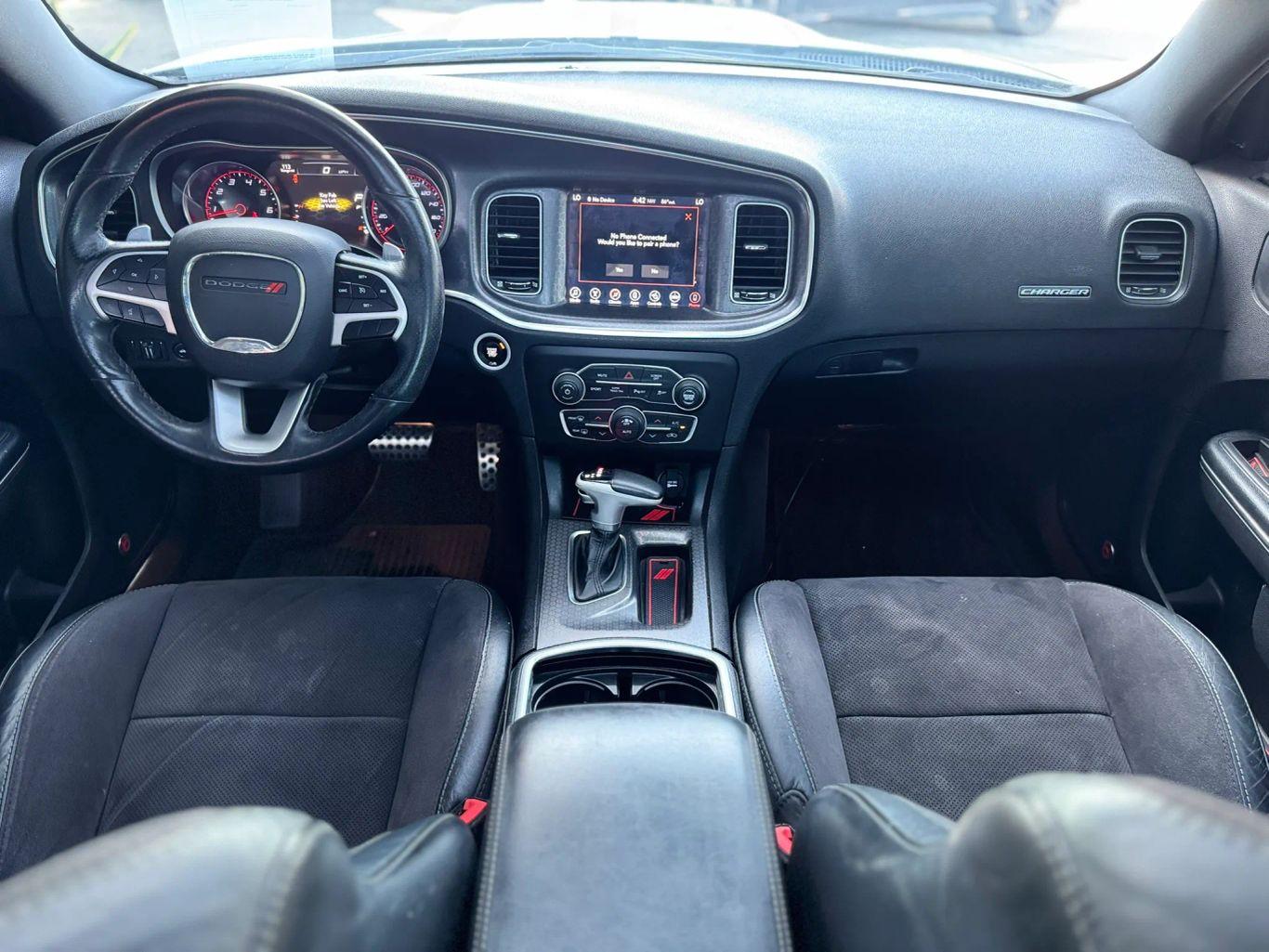 Dodge Charger R/T Scat Pack Sedan 4D - Thumbnail 19