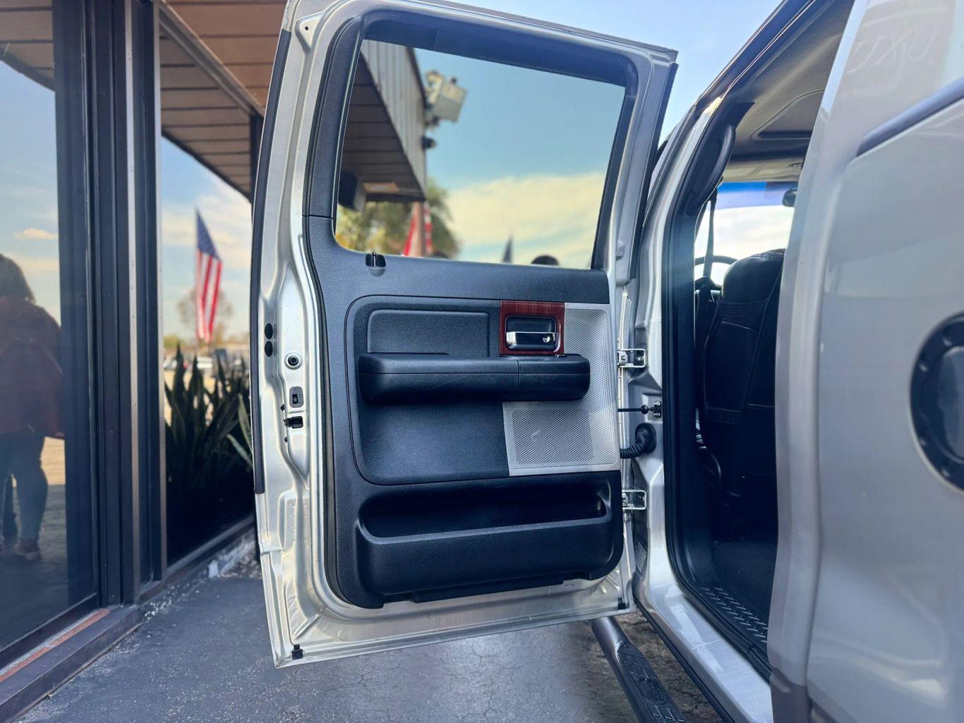 Ford F150 Supercrew Cab Xlt Pickup 4D 5 1/2 Ft - Thumbnail 18