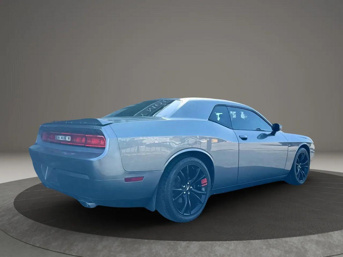 Dodge Challenger R/T Coupe 2D - Thumbnail 20