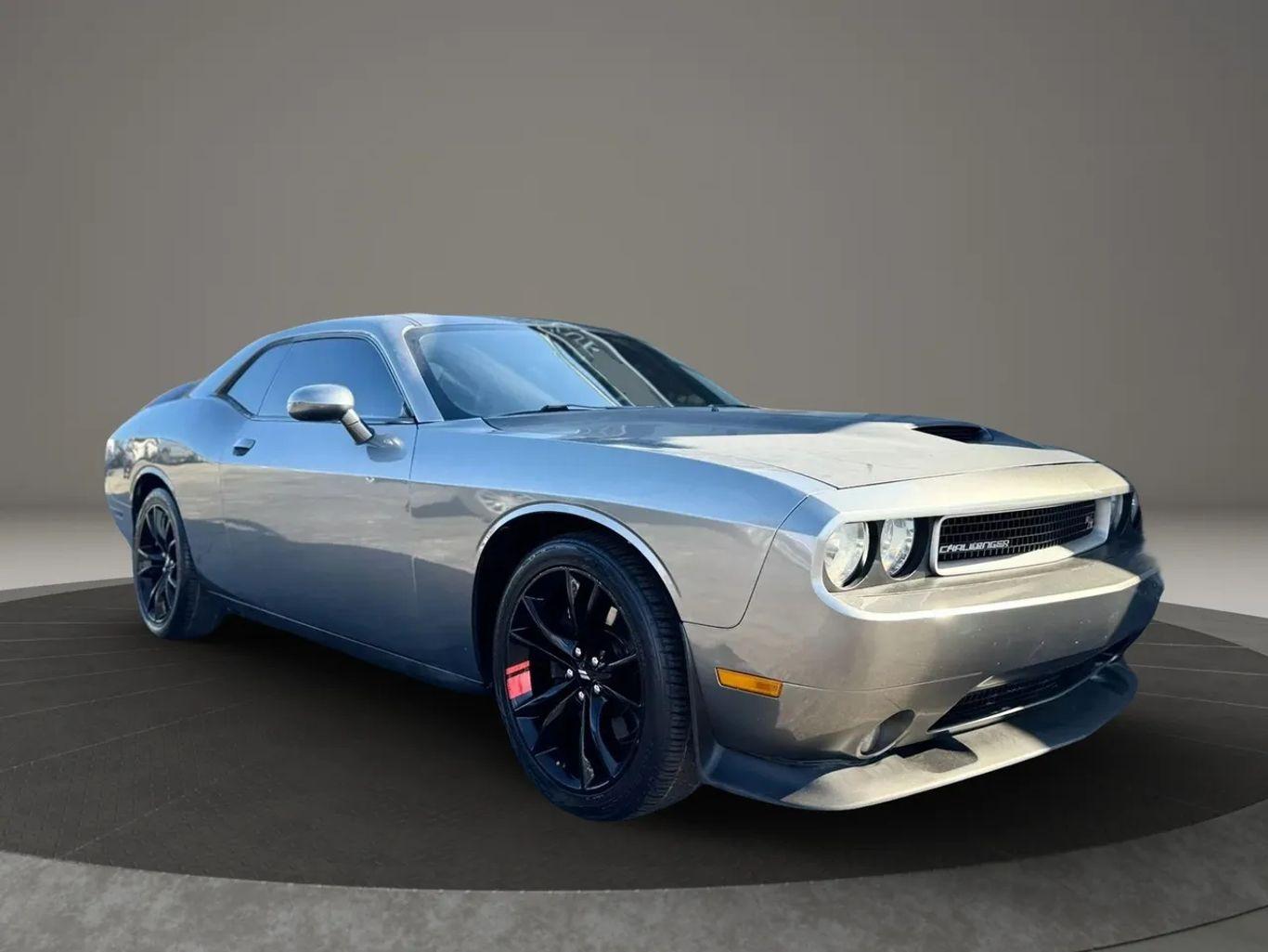 Dodge Challenger R/T Coupe 2D - Thumbnail 11