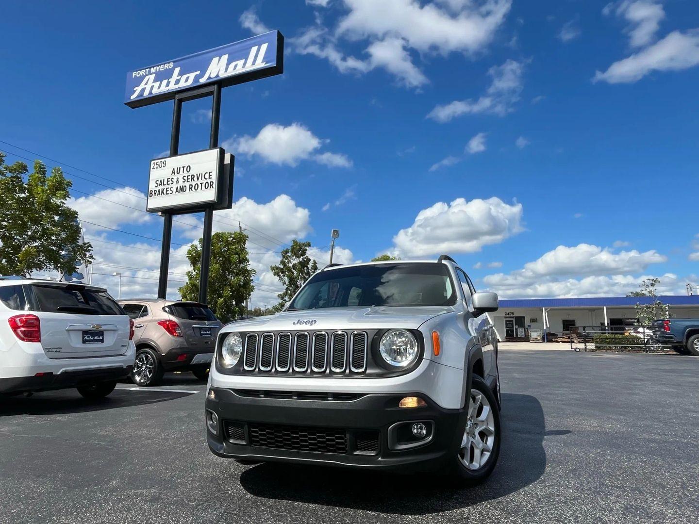 Jeep Renegade Latitude - Thumbnail 5