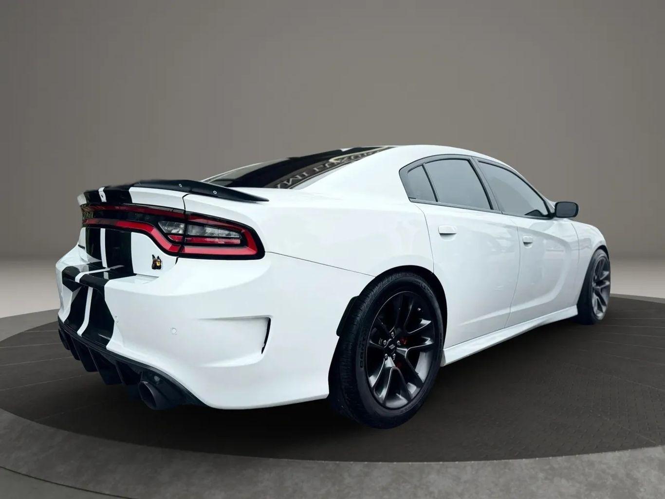 Dodge Charger Scat Pack Sedan 4D - Thumbnail 14