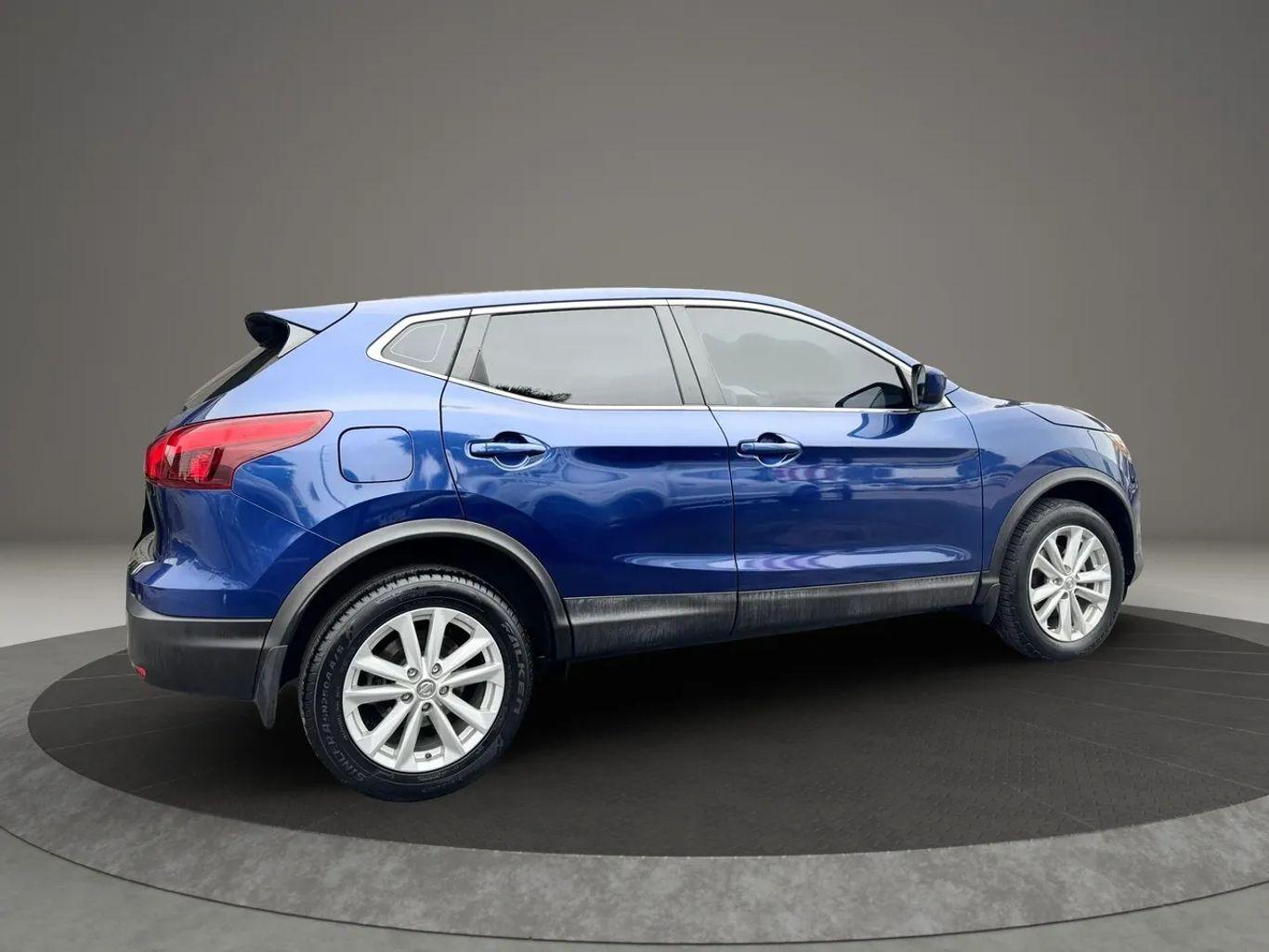 Nissan Rogue Sport S Sport Utility 4D - Thumbnail 16