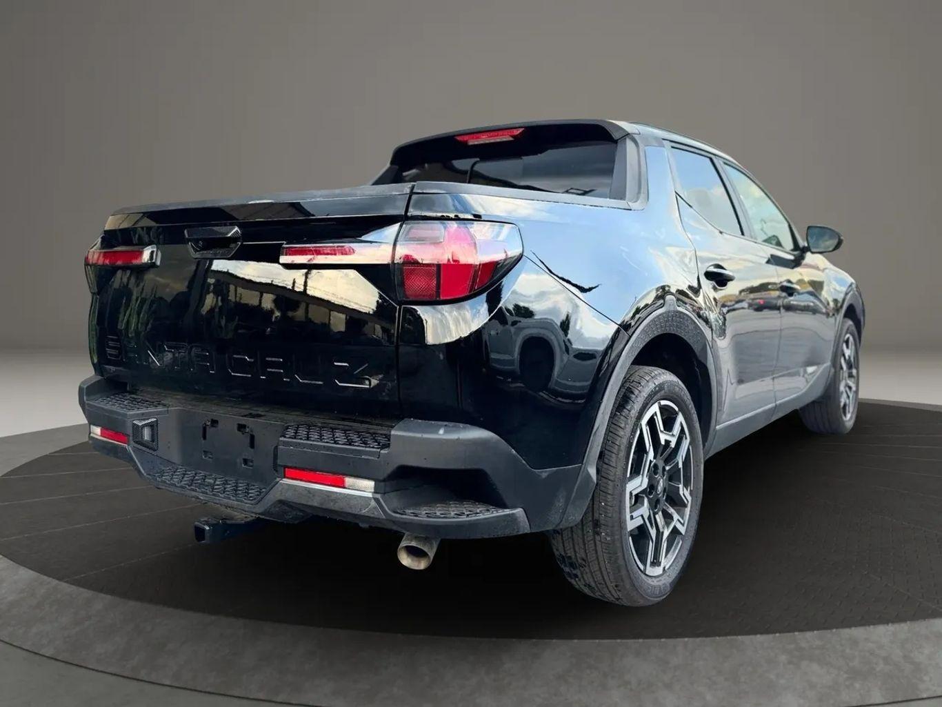 Hyundai Santa Cruz Limited Pickup 4D 4 Ft - Thumbnail 12