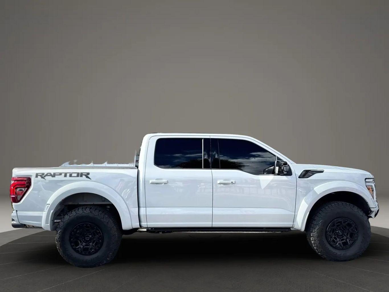 Ford F150 Supercrew Cab Raptor R Pickup 4D 5 1/2 Ft - Thumbnail 14