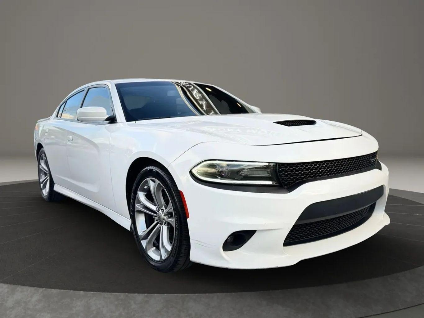 Dodge Charger R/T Sedan 4D - Thumbnail 4